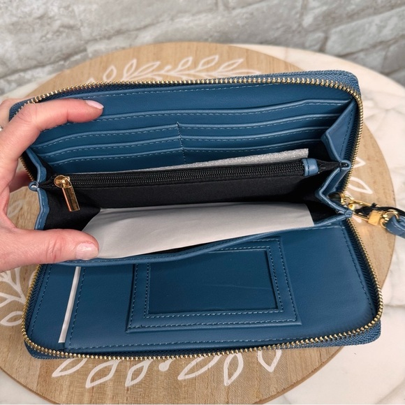 NWT Betsey Johnson Denim, Flower embroidered pattern,Wristlet/Wallet,Gold logo🌸 - Picture 7 of 8